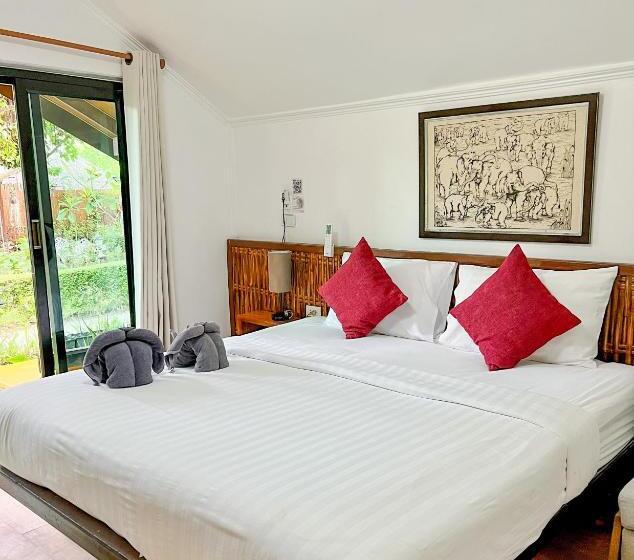 Бунгало Стандарт, Salisa Resort