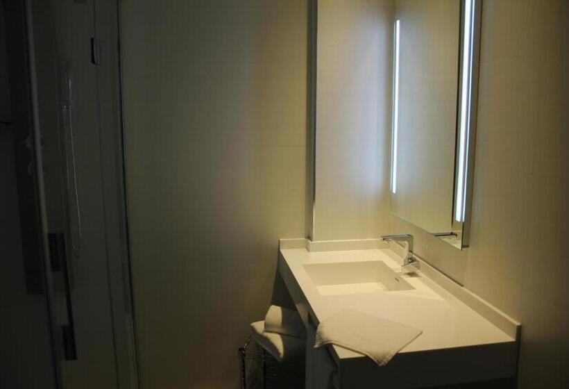 غرفة قياسية فردية, Santa Eulalia