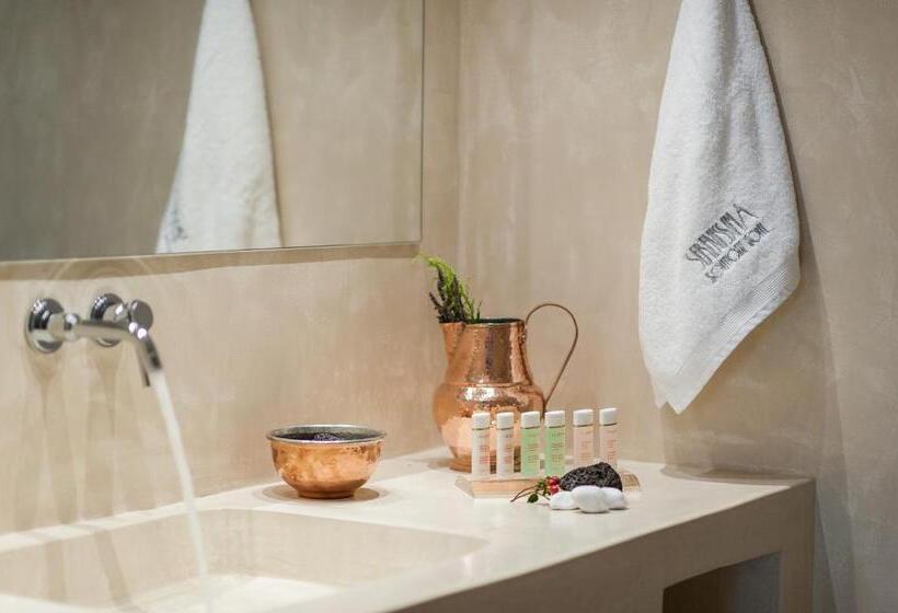 高级套房, Serenissima Boutique