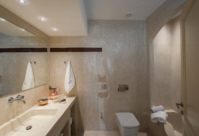 高级套房, Serenissima Boutique