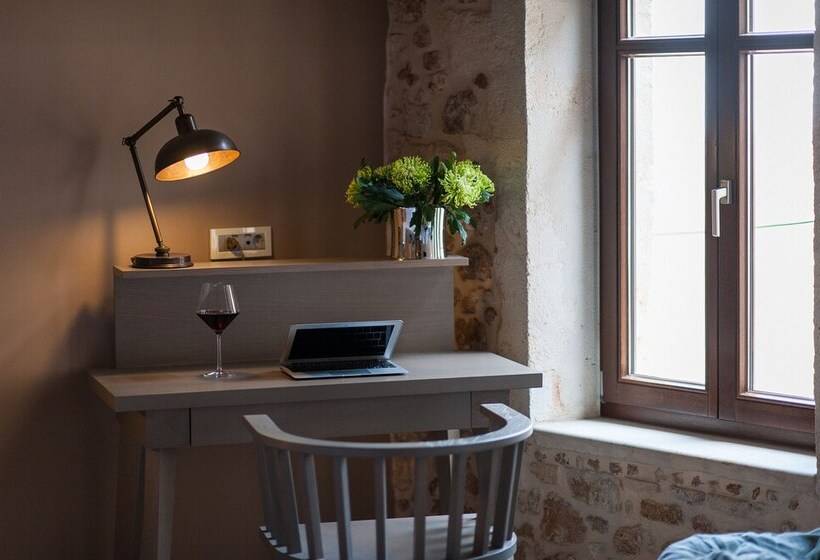 高级套房, Serenissima Boutique