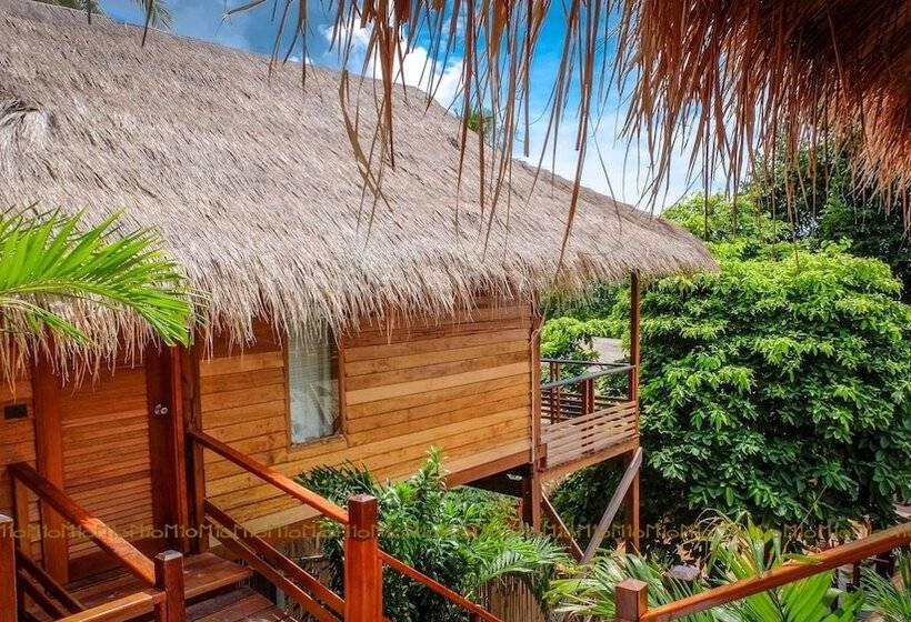 스탠다드 방갈로, Ten Moons Lipe Resort