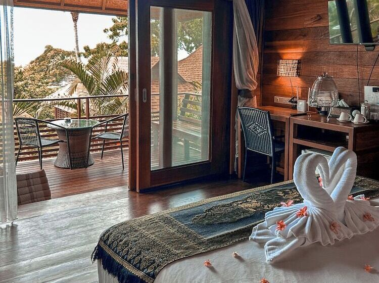 Бунгало Стандарт, Ten Moons Lipe Resort