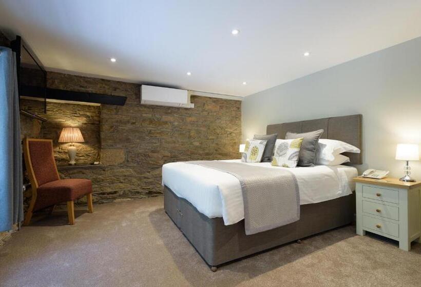 Номер Superior, The Britannia Inn & Waves Restaurant