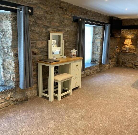 Номер Superior, The Britannia Inn & Waves Restaurant