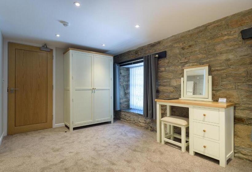 Номер Superior, The Britannia Inn & Waves Restaurant