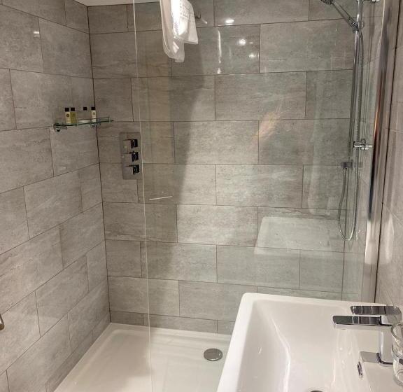 Номер Superior, The Britannia Inn & Waves Restaurant