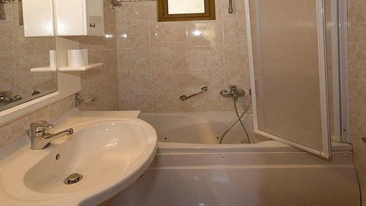 海の見えるスタンダードスタジオ, Tourist