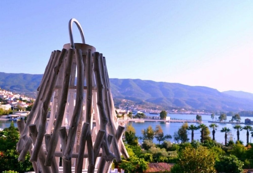 اتاق استاندارد با چشمانداز دریا, Saga