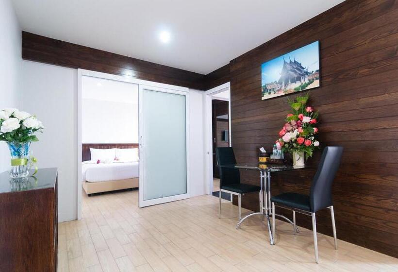 شقة غرفة واحدة, The Chateau Chiang Mai Residence