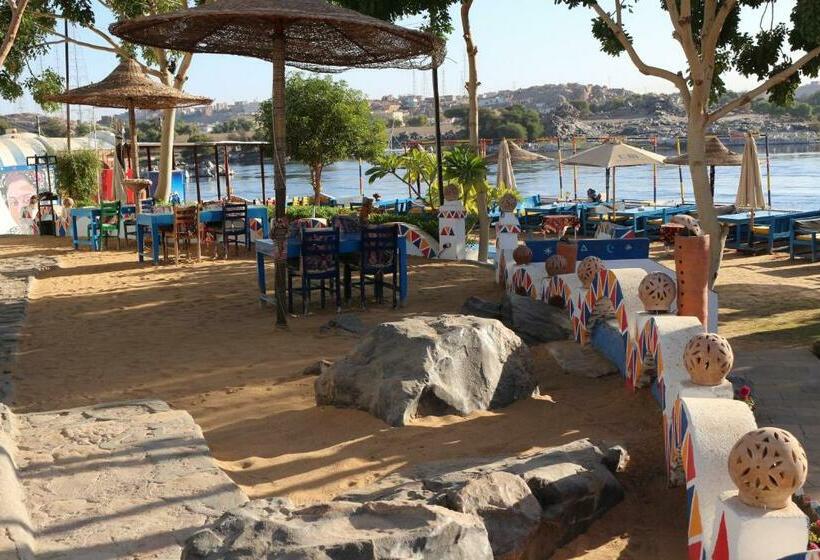 Standard Triple Room with Terrace, Artika Wadi Kiki