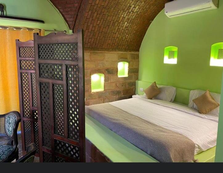 کلبه ییلاقی, Artika Wadi Kiki