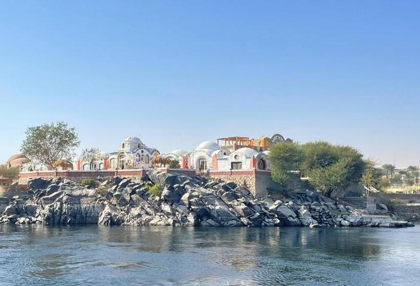 کلبه ییلاقی, Artika Wadi Kiki