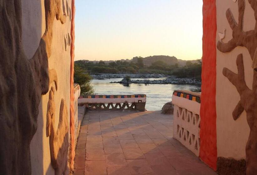 کلبه ییلاقی, Artika Wadi Kiki