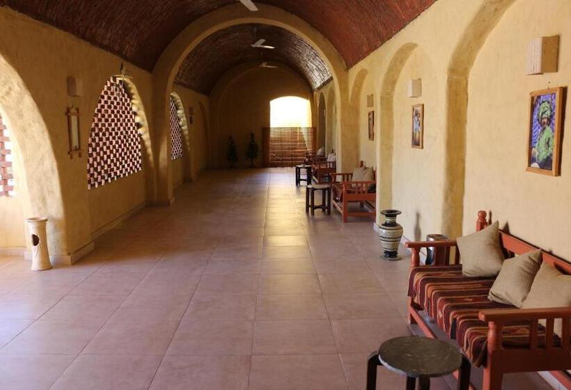 اتاق استاندارد با تخت بزرگ, Artika Wadi Kiki