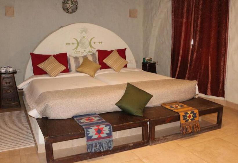 اتاق استاندارد با تخت بزرگ, Artika Wadi Kiki