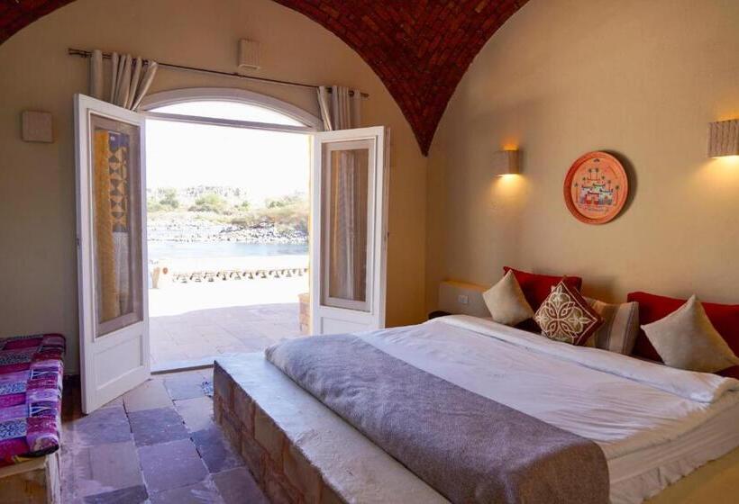 کلبه ییلاقی, Artika Wadi Kiki