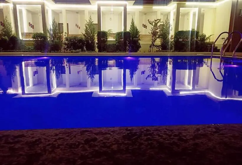 スーペリアールーム, Brahma Heritage Pool With Nature
