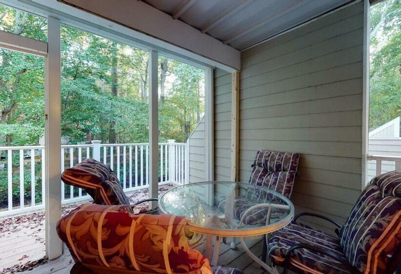 شقة غرفة واحدة, Sea Colony   2004 Doubles