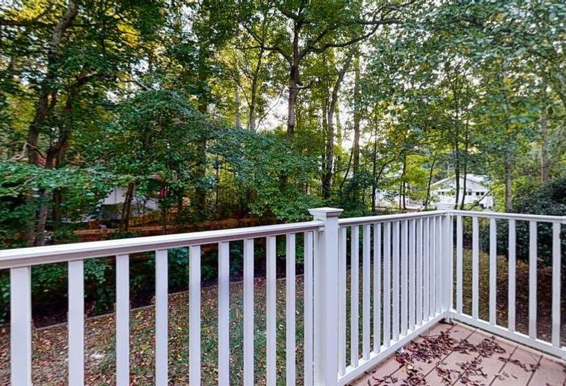 شقة غرفة واحدة, Sea Colony   2004 Doubles