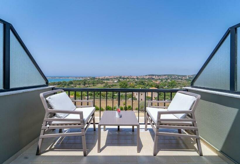 带海景的标准房, Achilles Hill