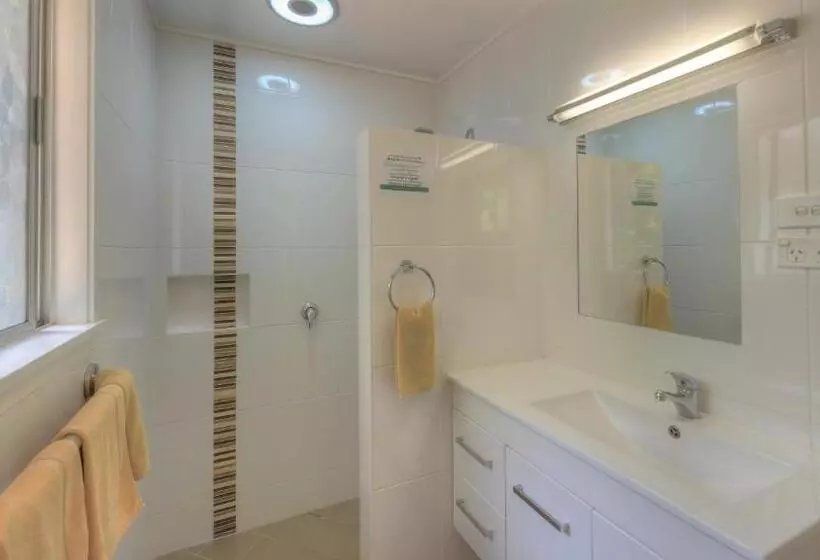 2ベッドルームアパートメント, Atherton Hinterland Motel