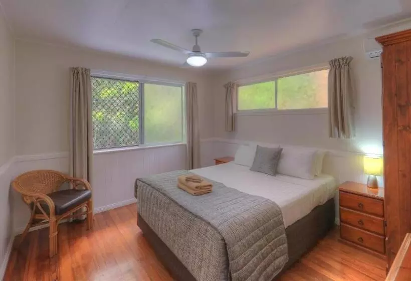2ベッドルームアパートメント, Atherton Hinterland Motel