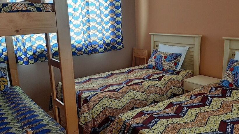 اتاق خانوادگی, Ah Maio