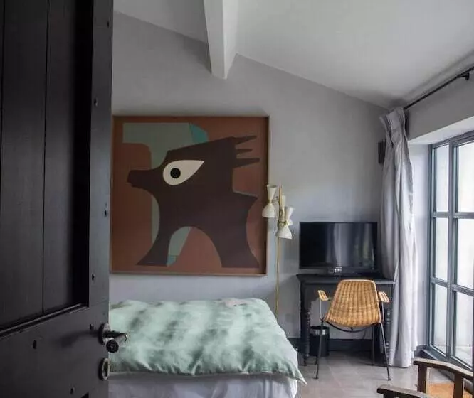 ファミリールーム, Auberge De Banne