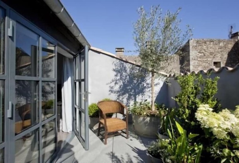 غرفة عائلية, Auberge De Banne