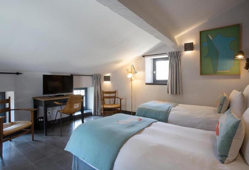 غرفة عائلية, Auberge De Banne