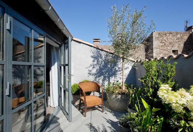 غرفة عائلية, Auberge De Banne