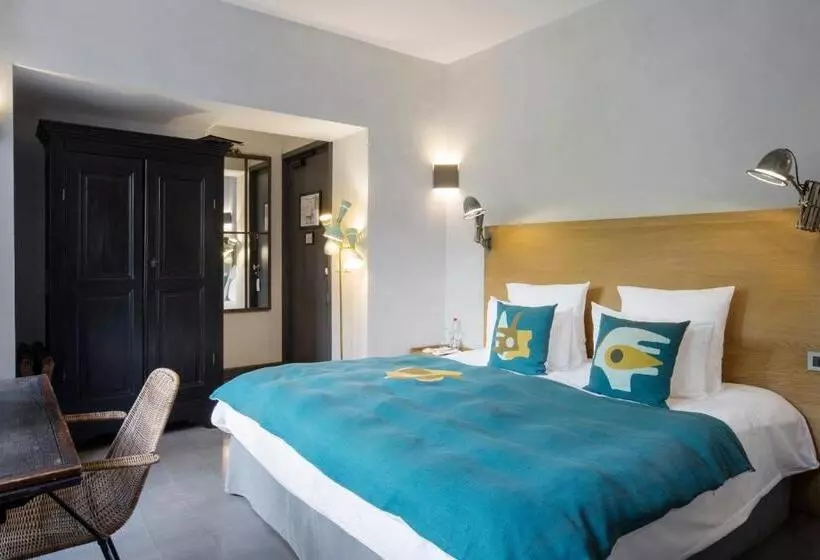 バルコニー付きデラックスルーム, Auberge De Banne