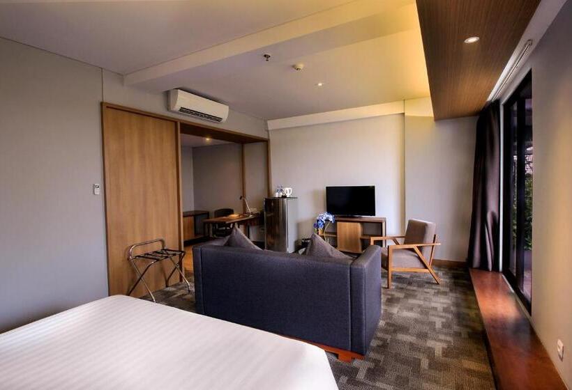 Люкс, Batiqa Hotel Jababeka Cikarang