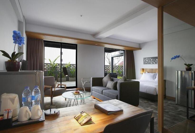 스위트, Batiqa Hotel Jababeka Cikarang