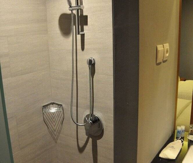 수피리어 룸, Batiqa Hotel Jababeka Cikarang