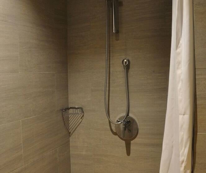 스위트, Batiqa Hotel Jababeka Cikarang