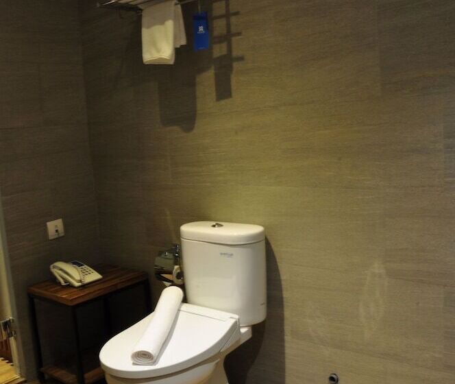 Люкс, Batiqa Hotel Jababeka Cikarang