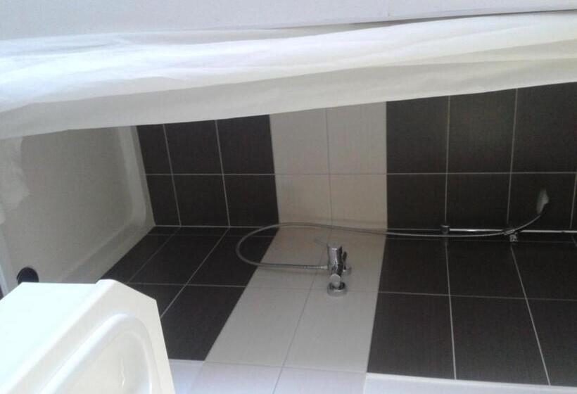 اتاق سوپریور, Des Bois