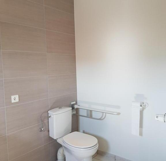 اتاق استاندارد برای معلولان, Des Bois