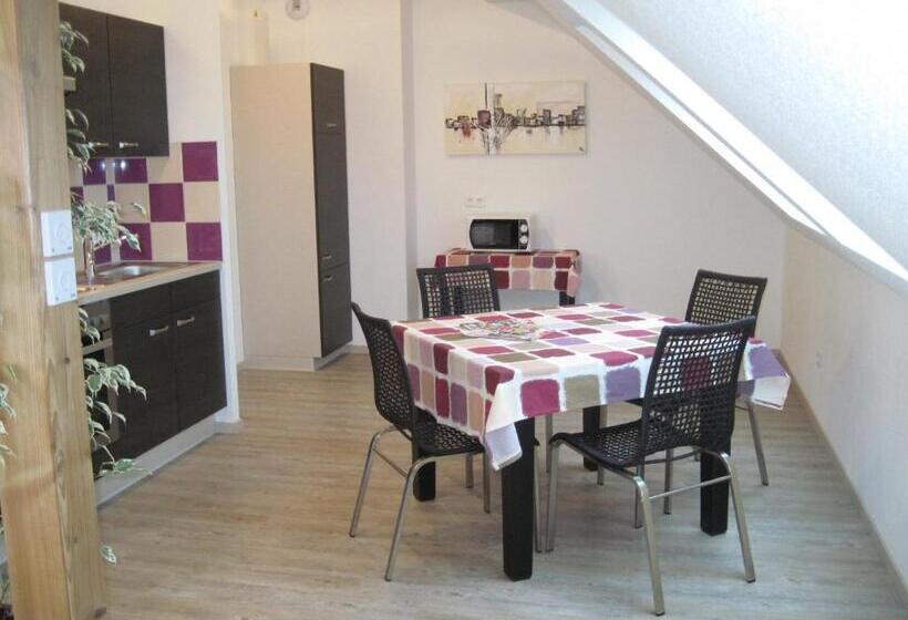 آپارتمان 1 خوابه, Des Bois