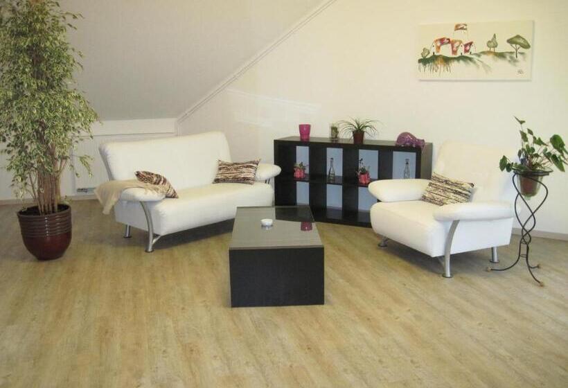 آپارتمان 1 خوابه, Des Bois