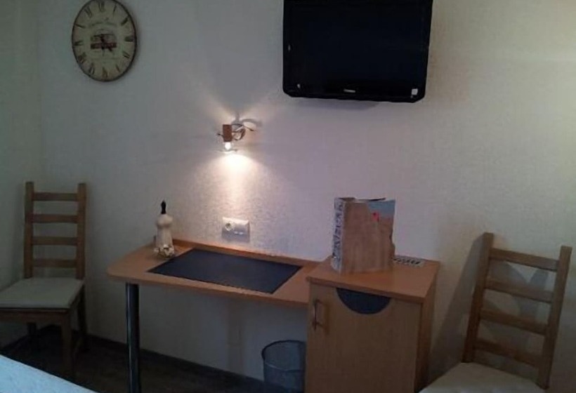 اتاق استاندارد, Des Bois