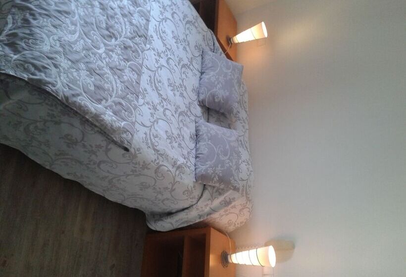 اتاق استاندارد, Des Bois