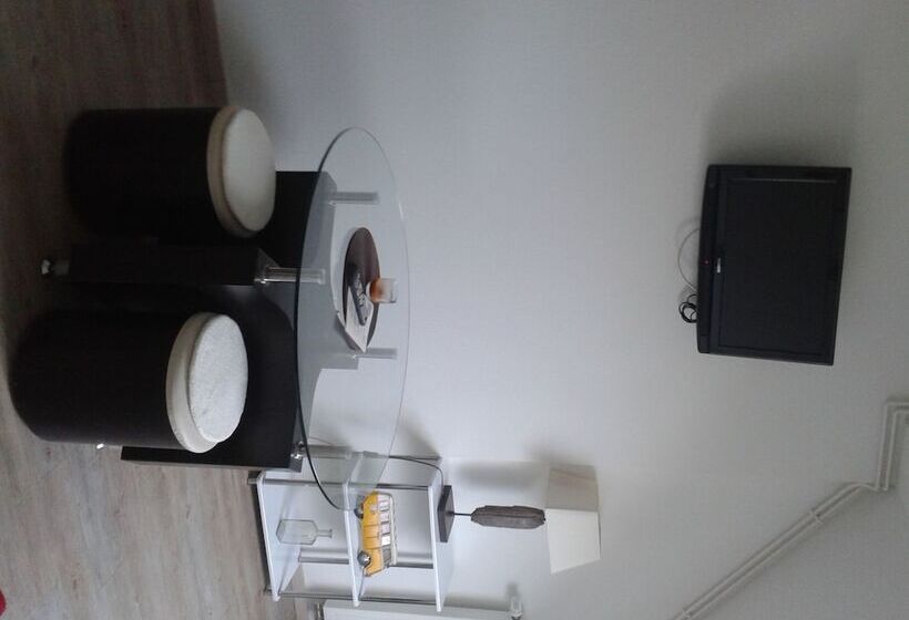 اتاق سوپریور, Des Bois