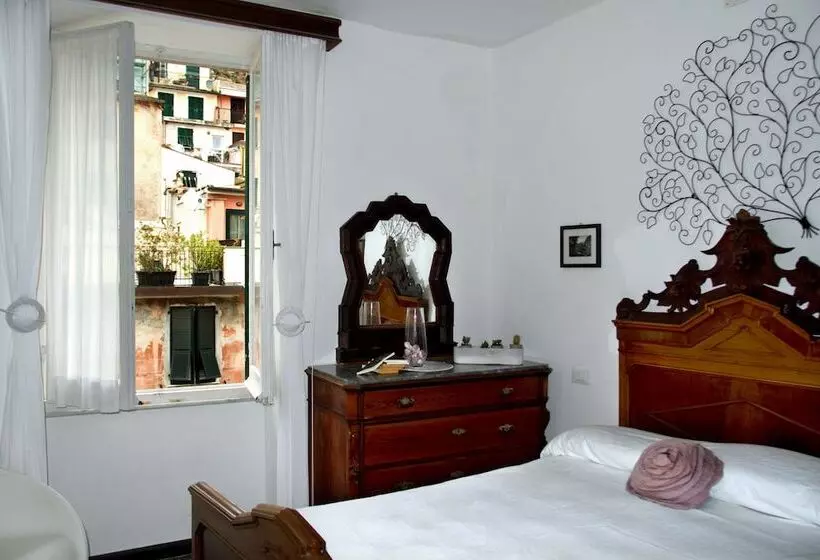 اتاق لوکس, Guesthouse Rollando
