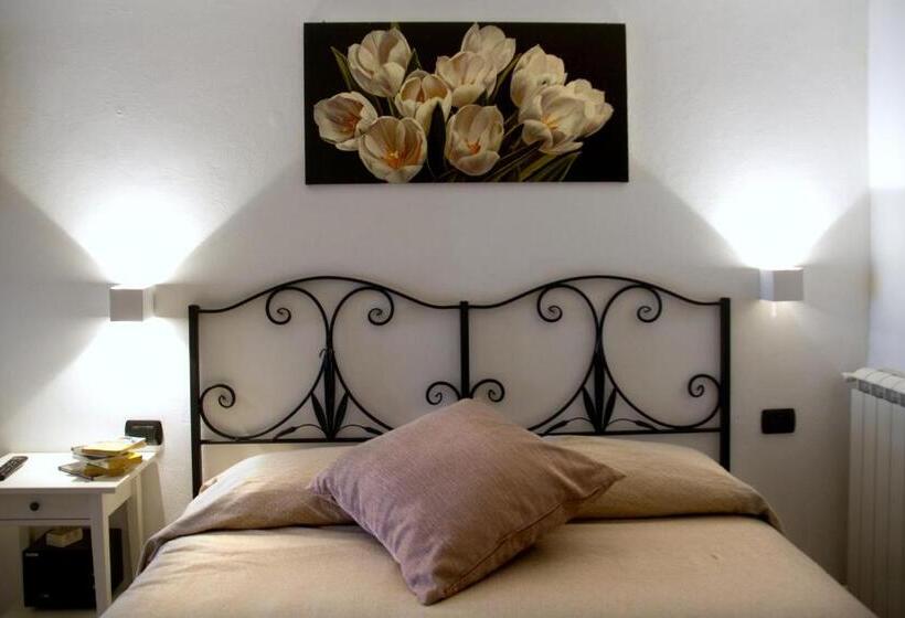 キングサイズベッドのスタンダードルーム, Guesthouse Rollando