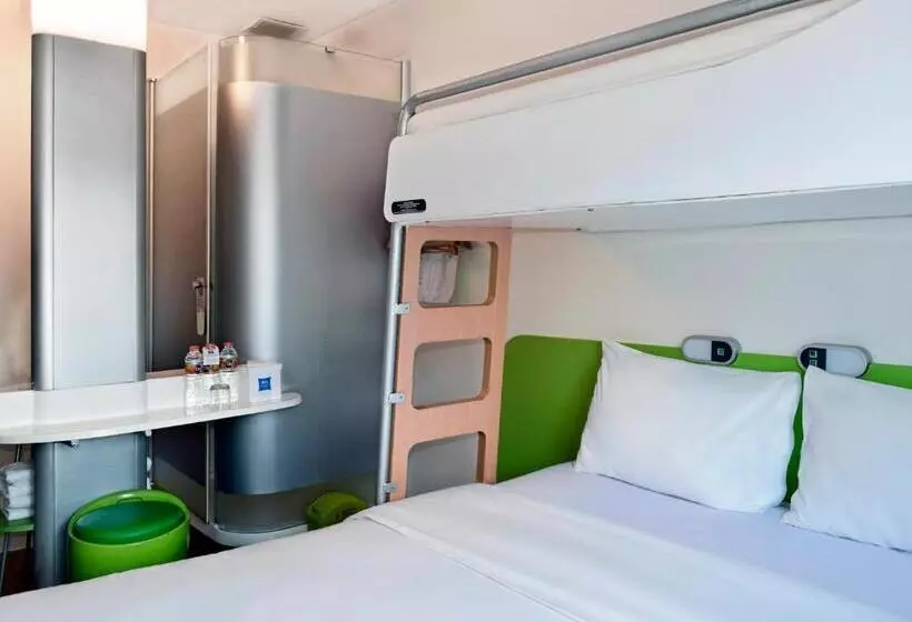 Camera Standard con Letti a Castello, Ibis Budget Semarang Tendean