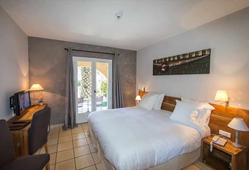 标准间带露台, La Garbine