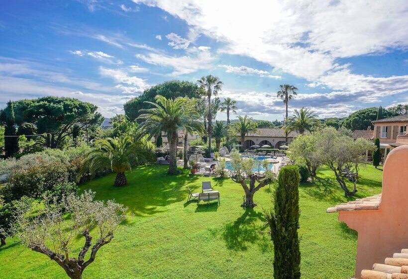 带露台的标准房间, La Garbine